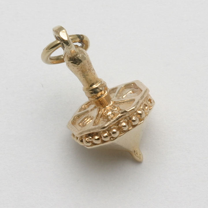 14k dreidel pendant