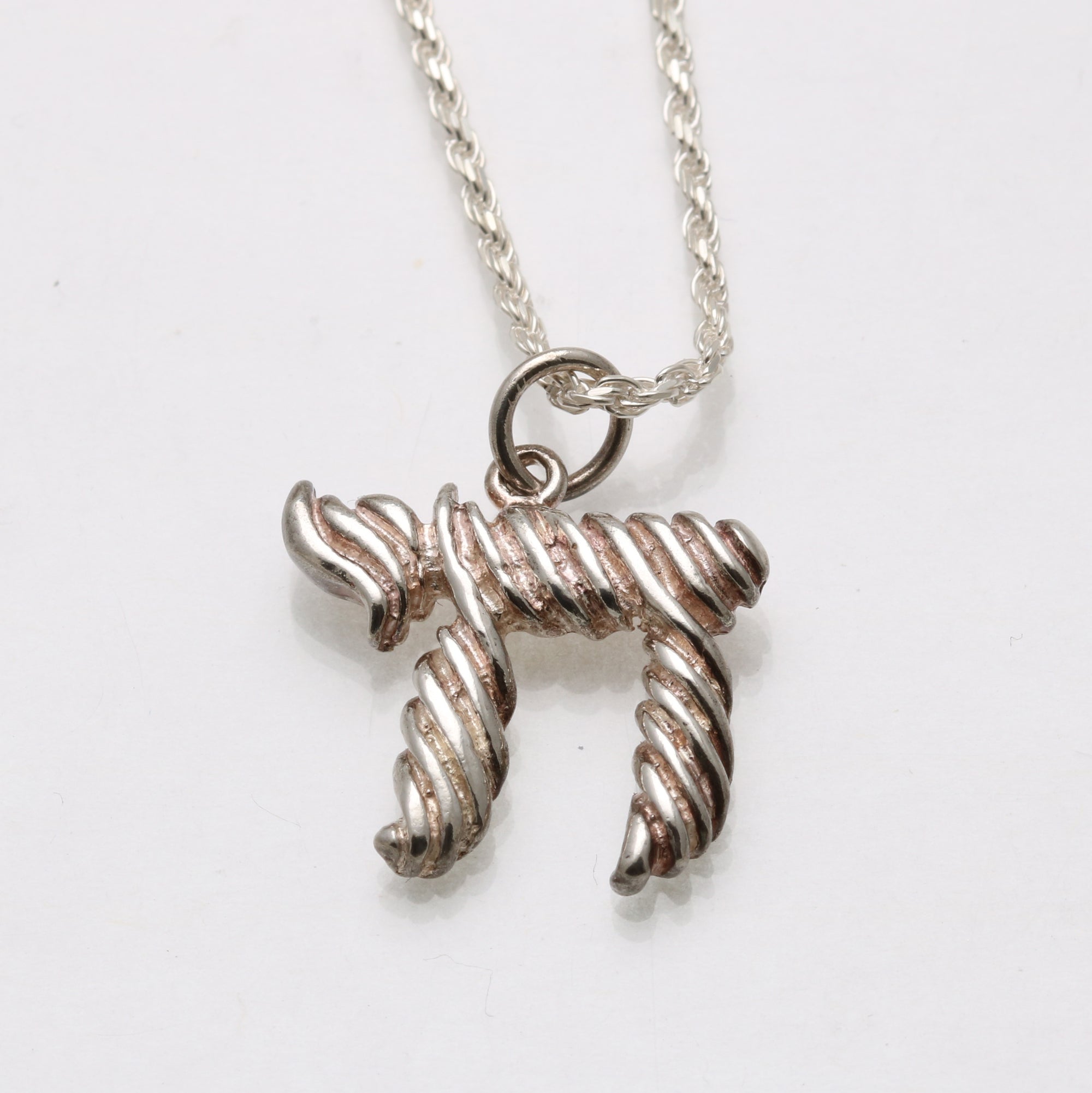 Sterling Silver Striped Chai Necklace