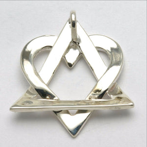 Sterling Silver Jewish Star of David Heart Pendant Large - JewelryJudaica
