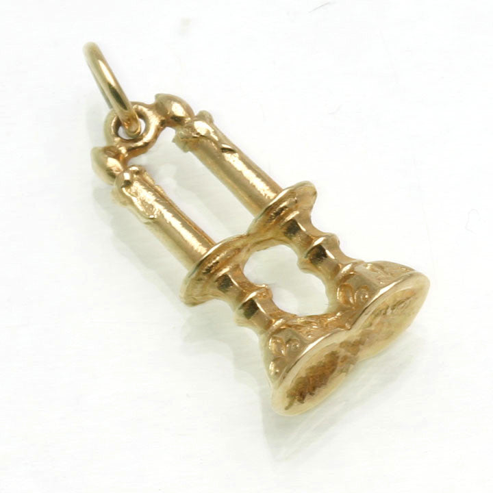 14k Yellow Gold Candlesticks Shabbat Pendant - JewelryJudaica